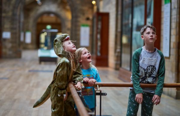 Top 10 places to visit with children under 10 in the UK